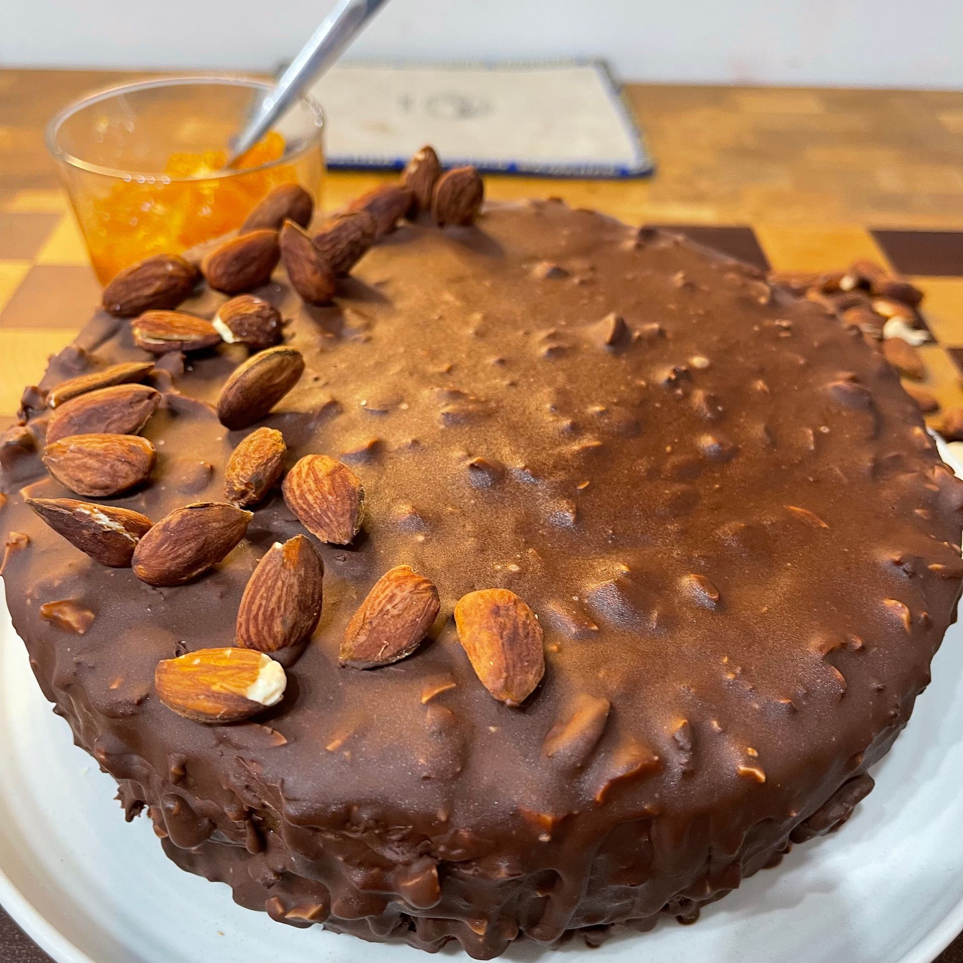 Torta sacher vegana