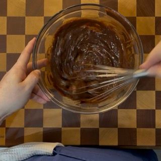 Tortino al cioccolato dal cuore al caramello