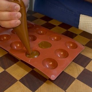 Tortino al cioccolato dal cuore al caramello