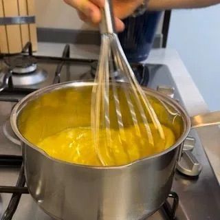 pan di spagna al cacao per zuccotto semifreddo