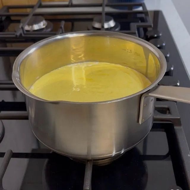 crema pasticcera per  semifreddo