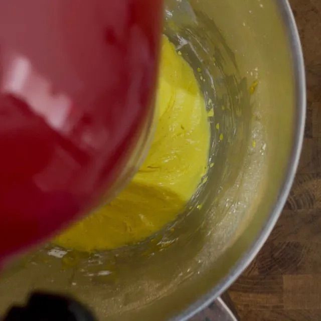 crema pasticcera per  semifreddo