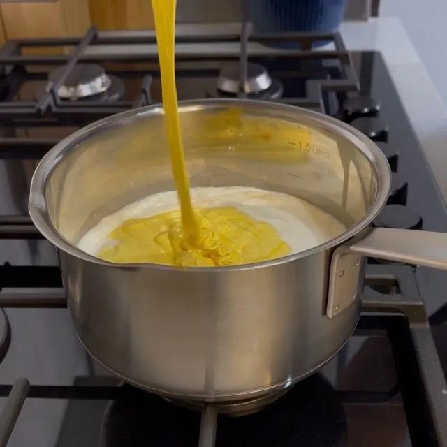 crema pasticcera per  semifreddo