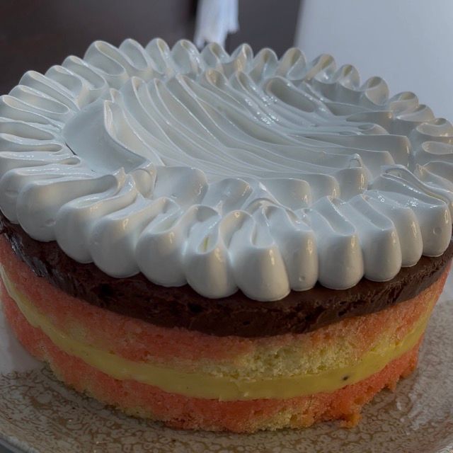 Decorazione a onde fatta con il dorso di un cucchiaio