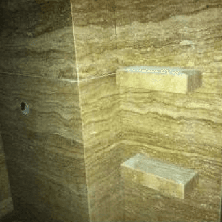 doccia in pietra con mensole