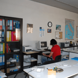 ufficio di azienda di lavorazione del marmo