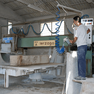 laboratorio di lavorazione del marmo