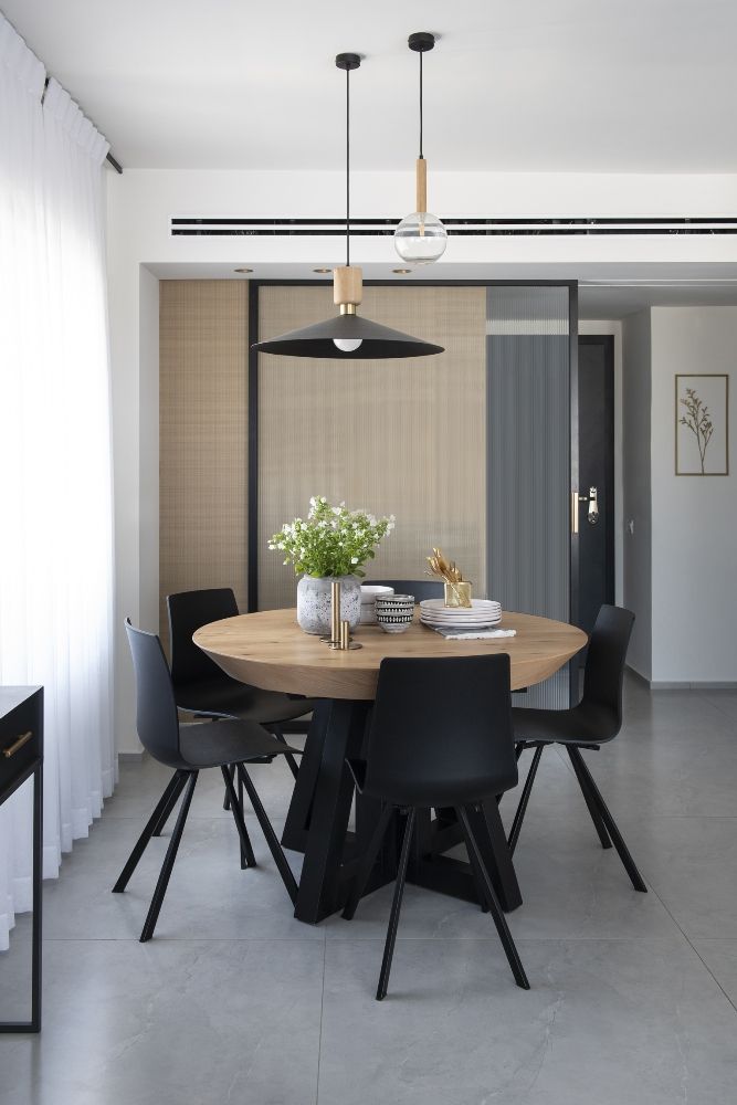 פינת אוכל בפרויקט תכנון ועיצוב פנים לדופלקס במודיעין
טל גלעד – סטודיו בוטיק לתכנון, עיצוב ואדריכלות פנים המתמחה בתכנון ועיצוב כולל ומערכתי לבתים 
 פרטיים, דירות ועסקים