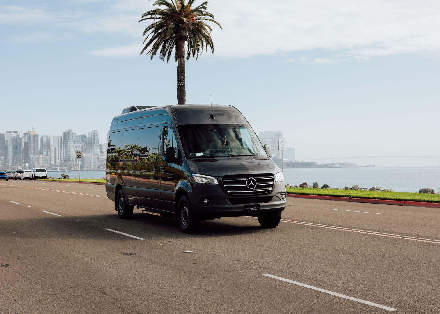 Charter bus rental to iconic San Diego destinations