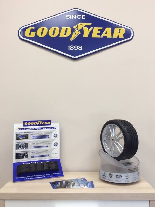 Rivendita di pneumatici Good Year