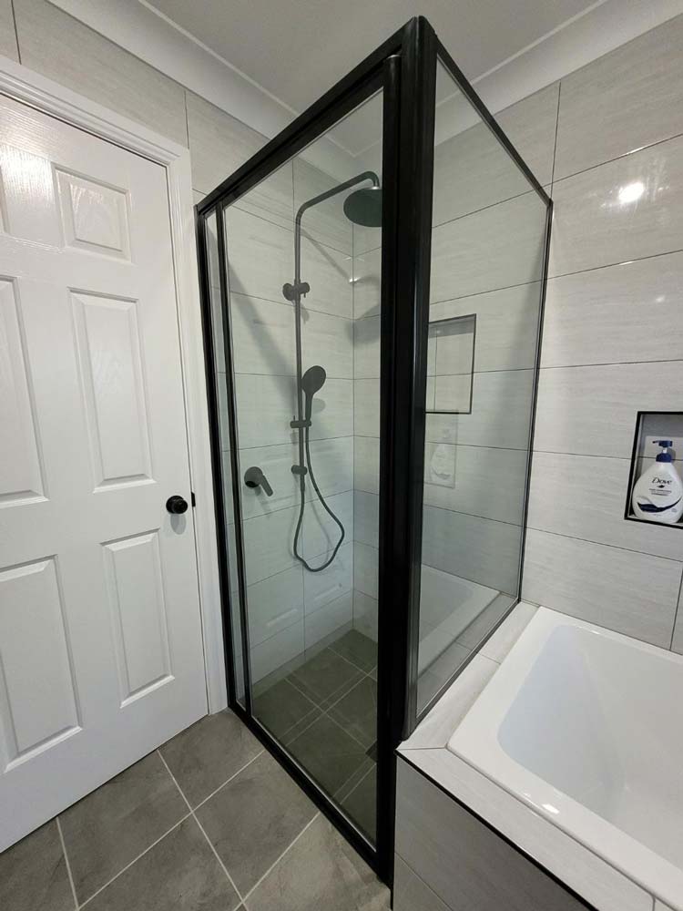 Small Shower Cubicle — Shower Screens in Dubbo, NSW