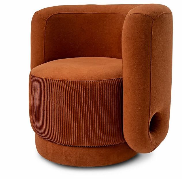 Poltrona ripada de veludo inspirada em Star Wars – exclusividade e estilo para ambientes sofisticados em Curitiba.