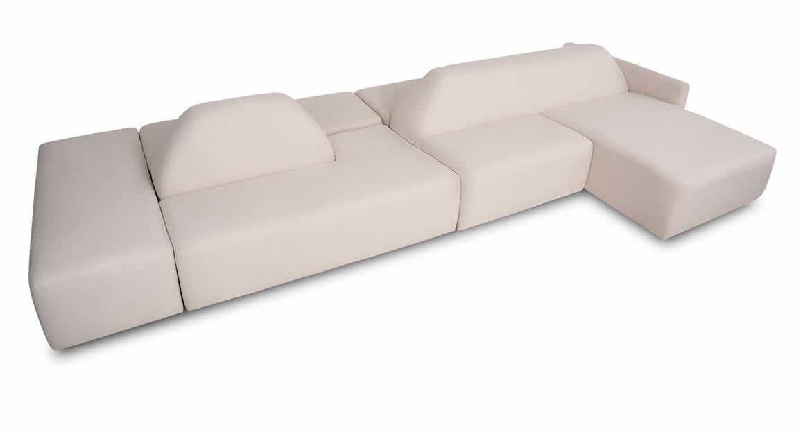 Sofá modulado orgânico de alto padrão, módulos retangulares sem pontas, encosto curvo ergonômico, tecido premium, design contemporâneo para sala sofisticada
