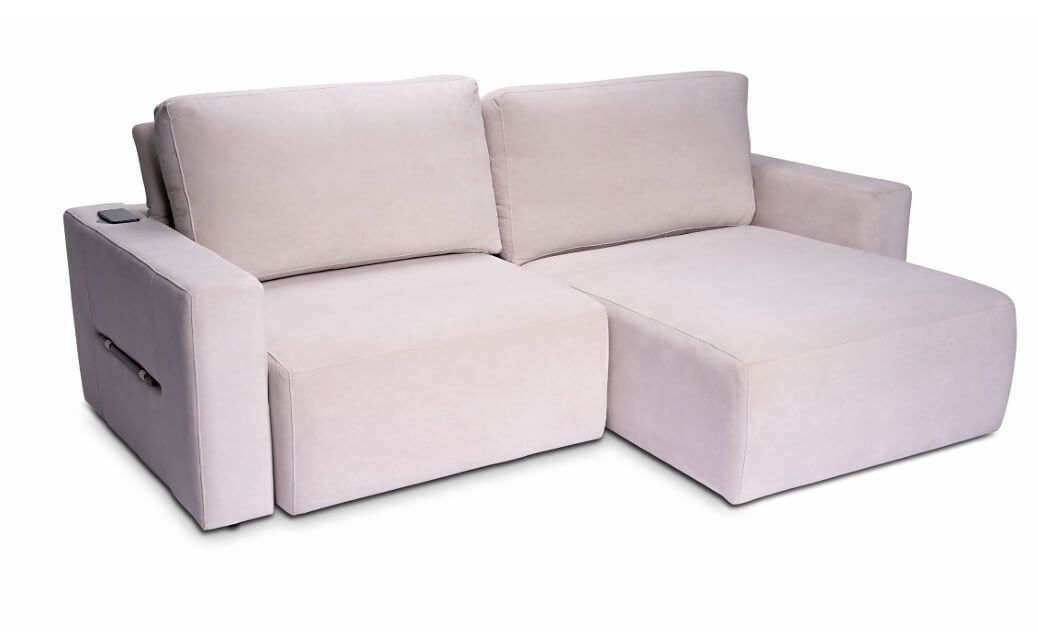 Sofá modulado cinza Boucle com chase para o pé. Alto padrão em Curitiba. Entregamos para todo Brasil.