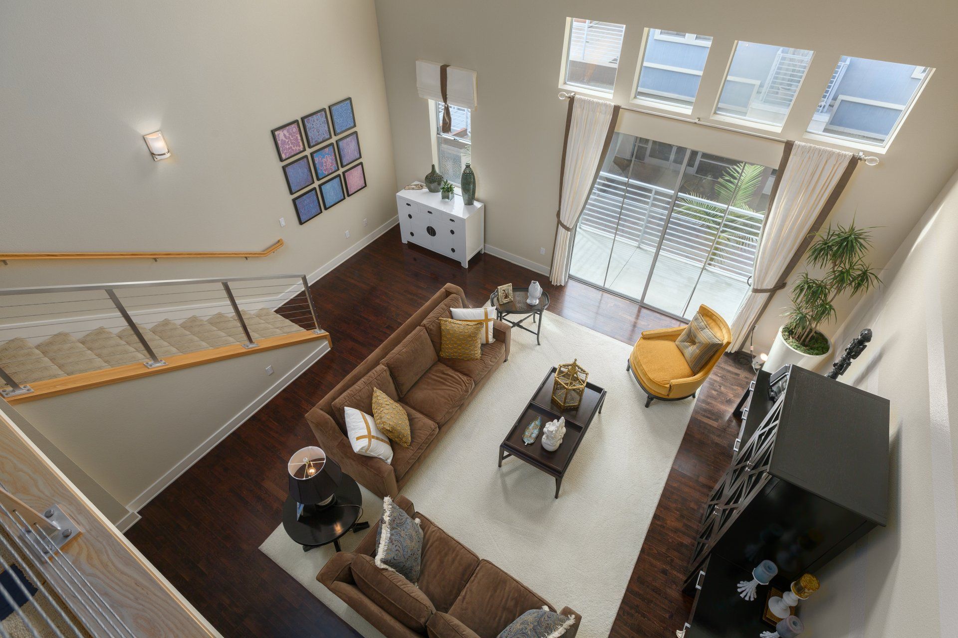 Bluwater Crossing living room space
