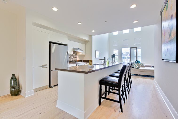 bluewater crossing kitchen