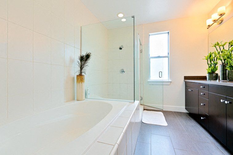bluewater crossing bathroom