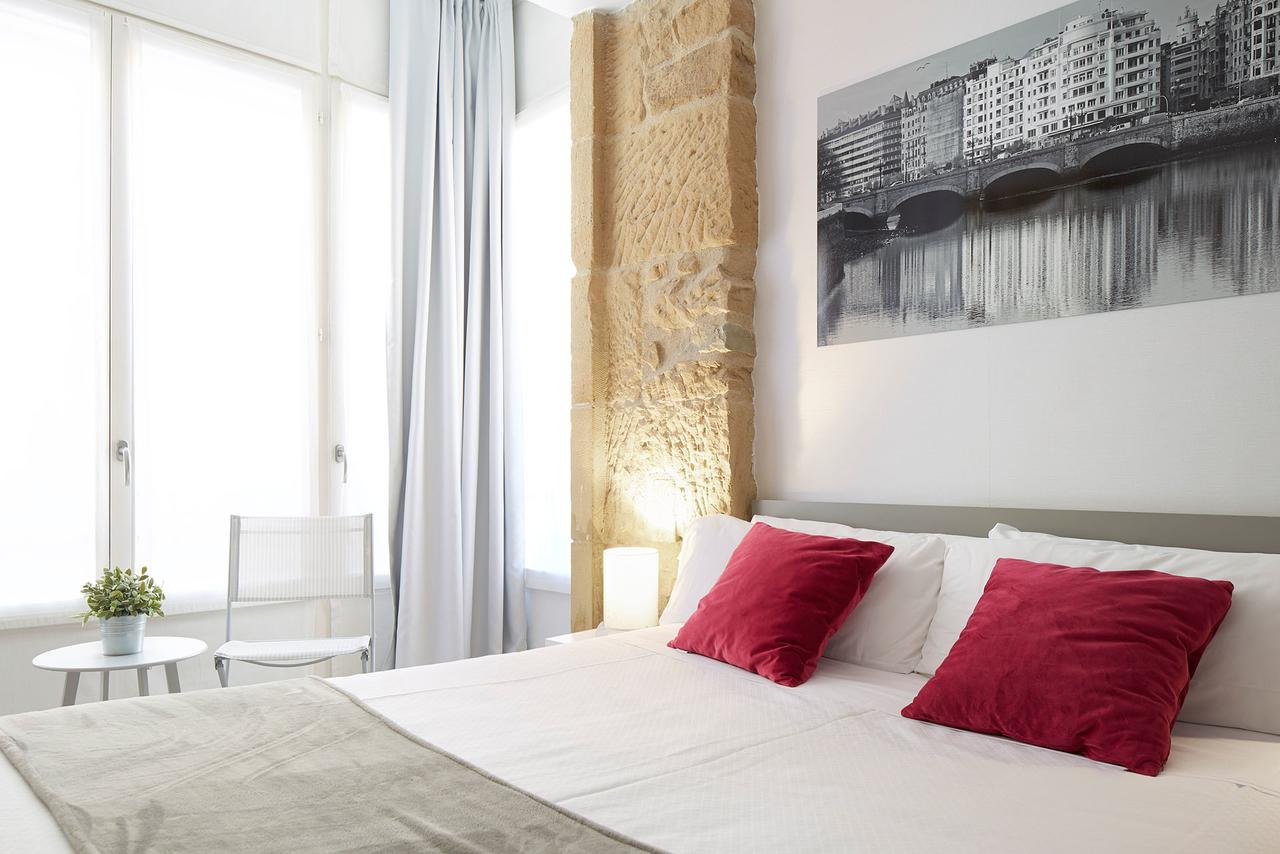 Surf Camp San Sebastián