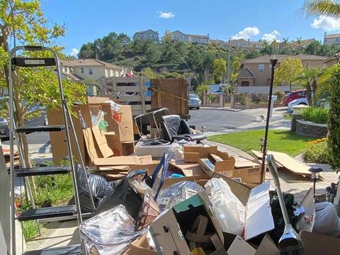 realtors and property managers junk removal