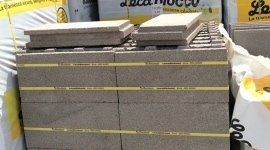 stock di pavimentazione a incastro per edificio pubblico