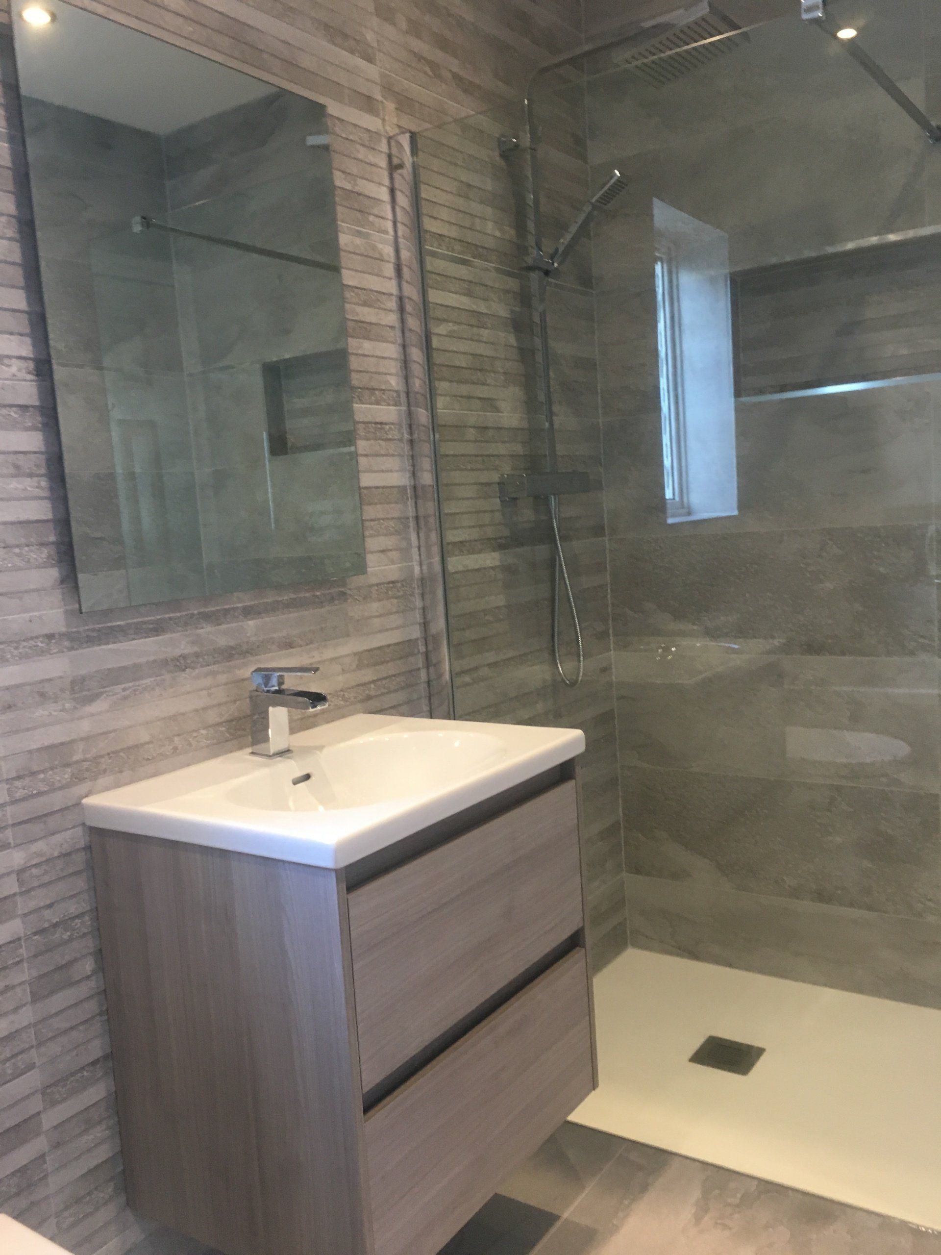 Smart wall hung vanity unit, walk-in shower