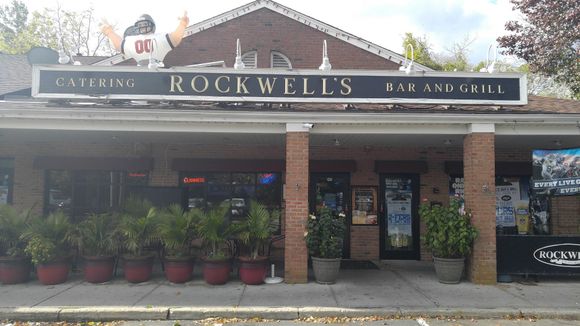 Rockwell's Bar and Grill