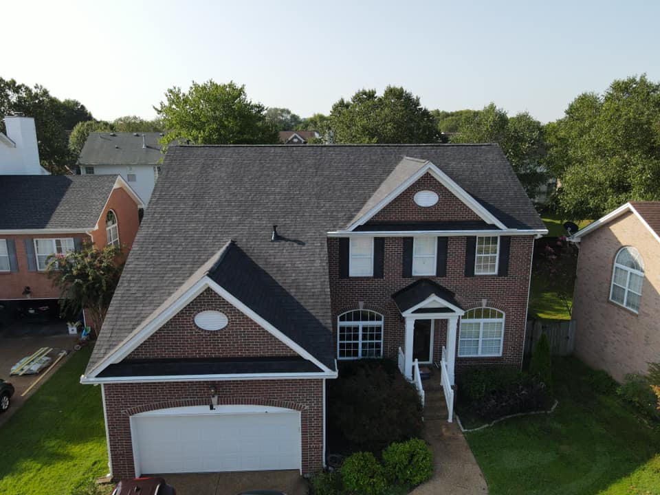 Roofing Installation and Replacement  Services in Hendersonville, TN