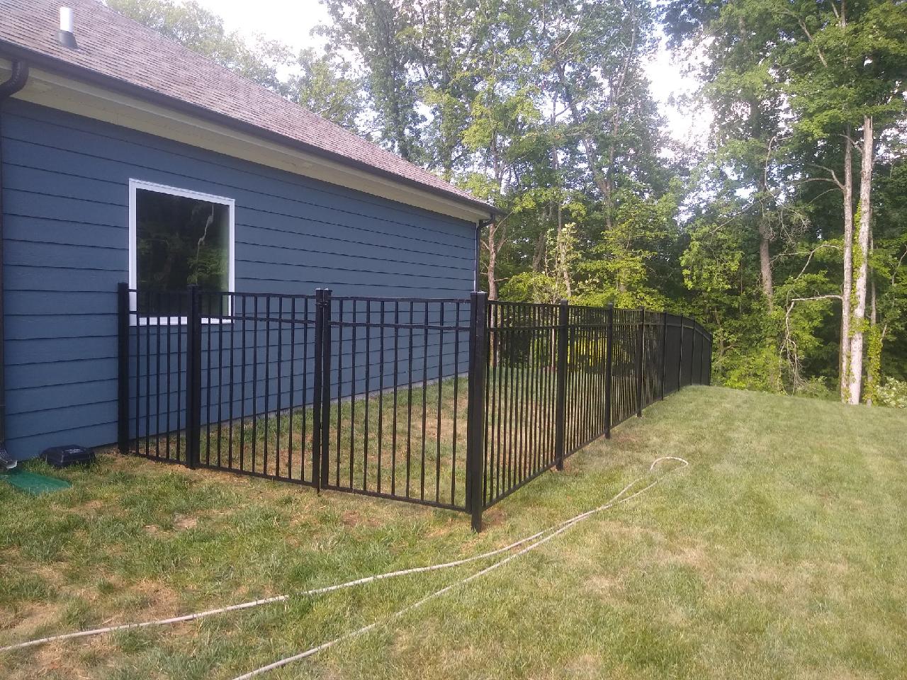 sturdy fencing. Clarksville, TN