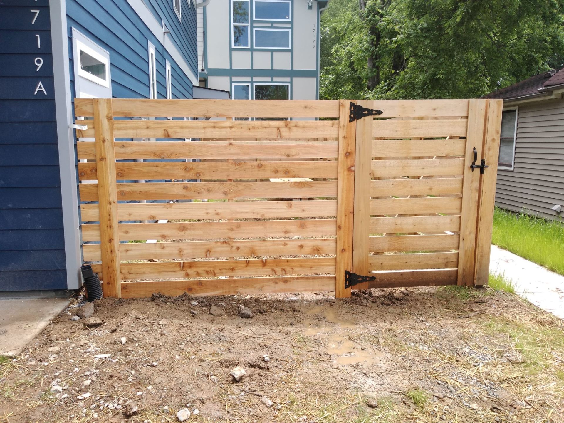 Side panel modern wood fence in Clarksville, TN