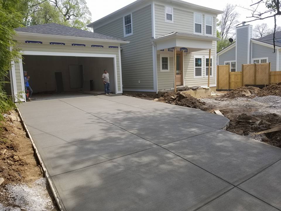 Big Garage Pathway — Big House with Garage in Louisville, KY
