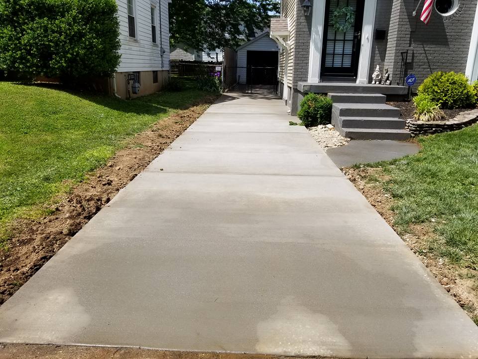 Sidewalk Structure — Long Sidewalk for Garage Straight View in Louisville, KY