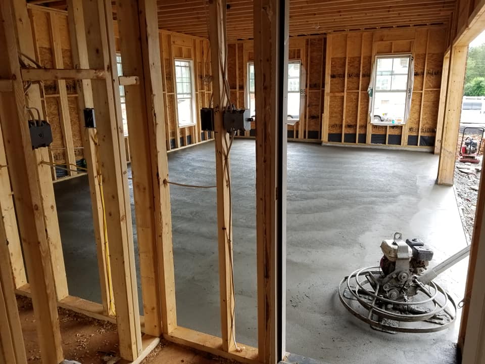 Garage Concrete Flooring — Flatting Garage Floor in Louisville, KY