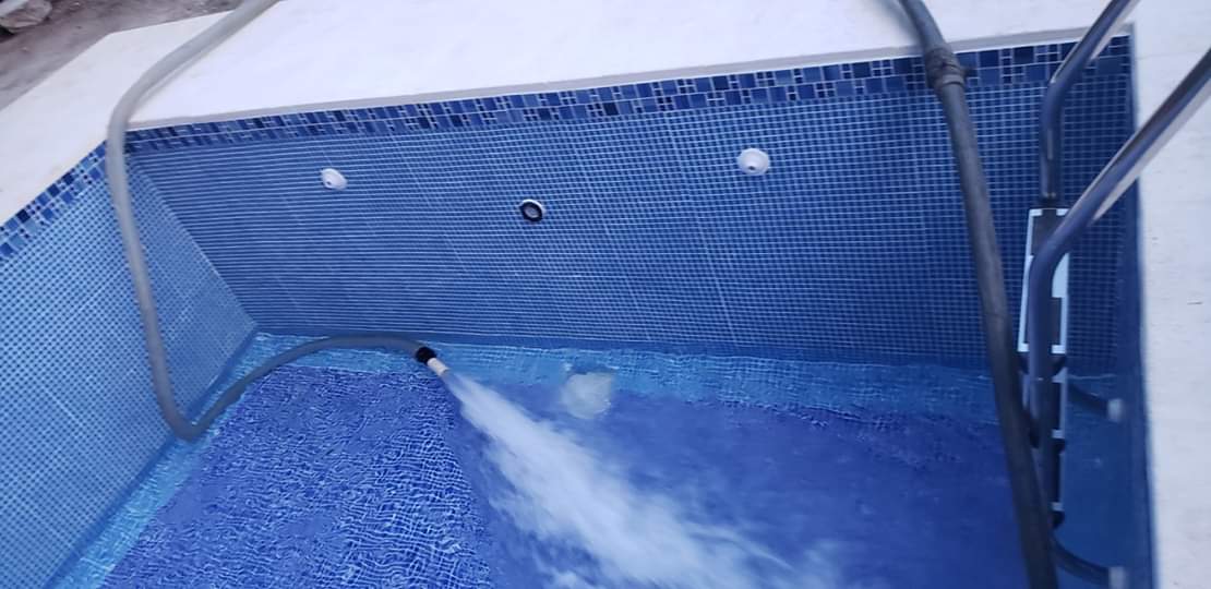 Piscinas y Jacuzzis de Guatemala