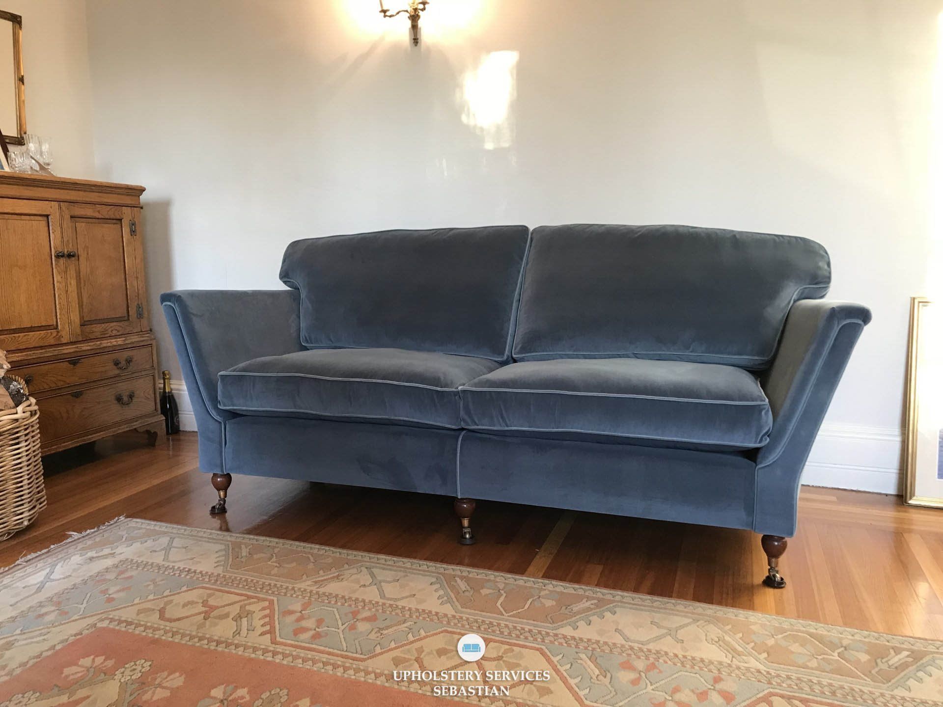 Duresta sofa with contrast piping finish