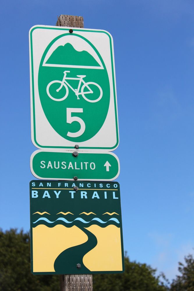 Sausalito Bike route sign