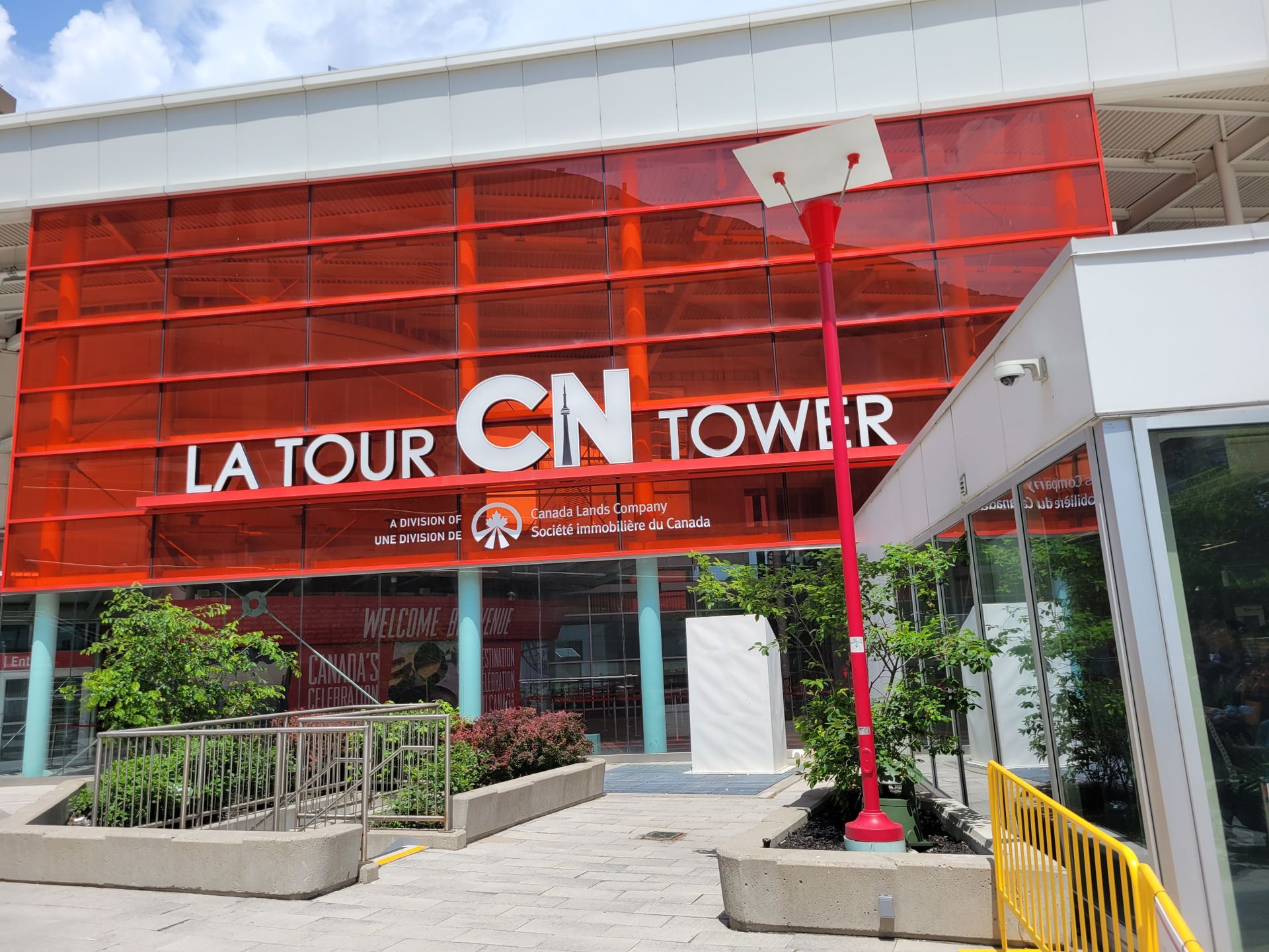 CN Tower,  Toronto Canada.