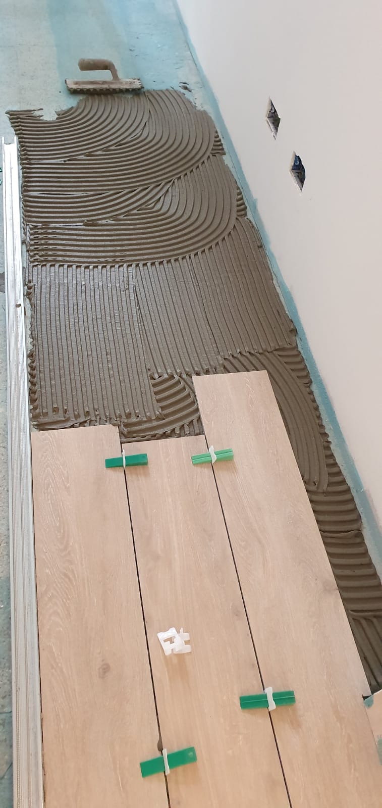 posa di pavimento in legno