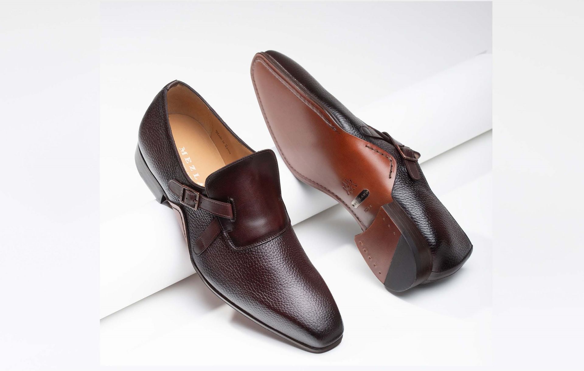 LEATHER STRAP SLIP ON SHOE