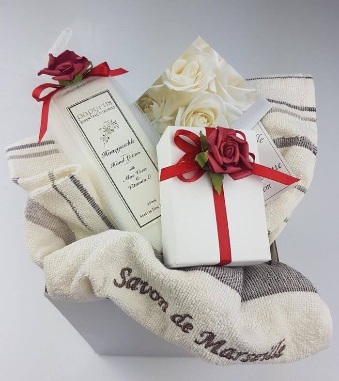 Gift Baskets &amp; Hampers Christchurch | Flax Gifts of Distinction