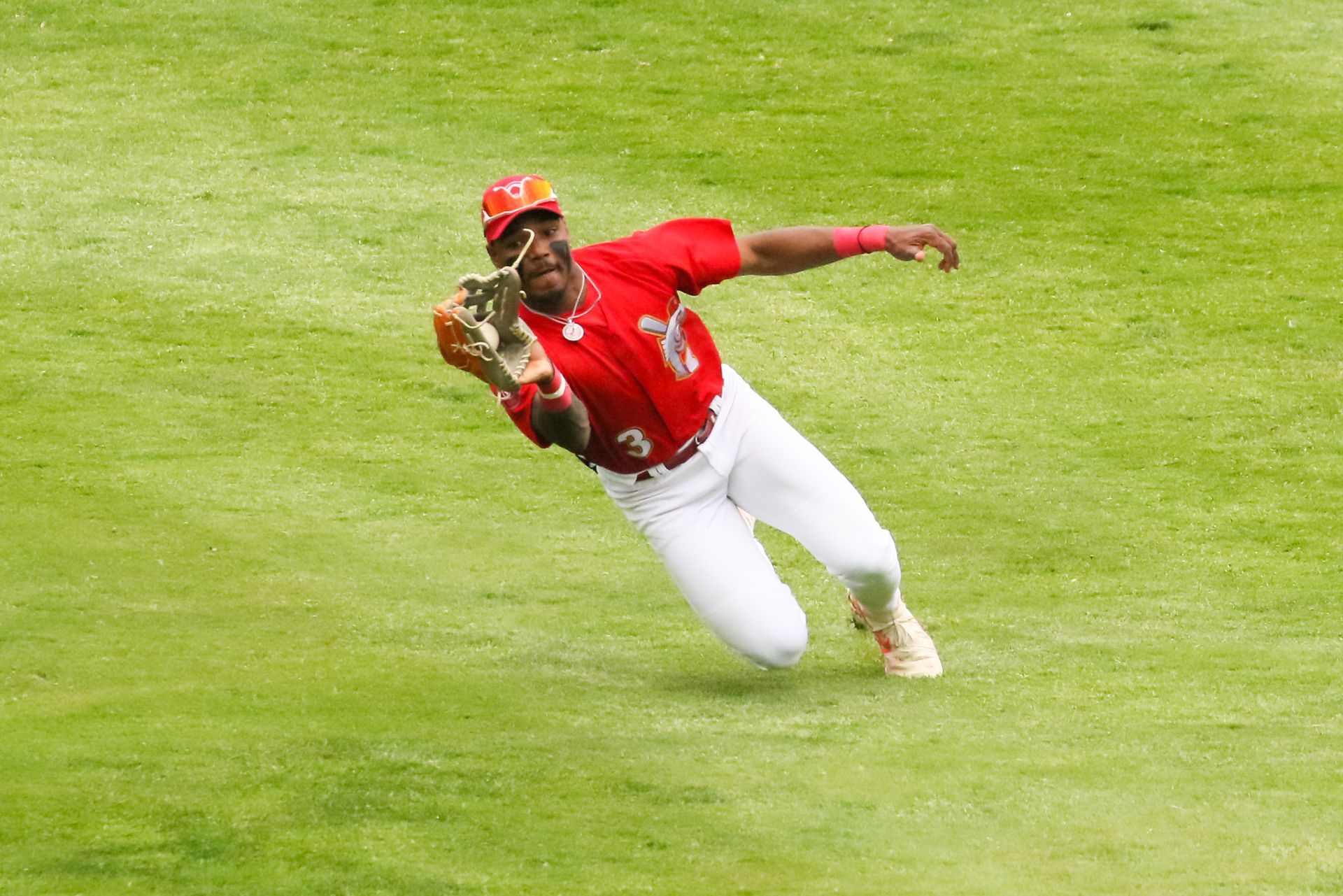 Canaries Get Back To Winning Ways, Top Saltdogs 5-3