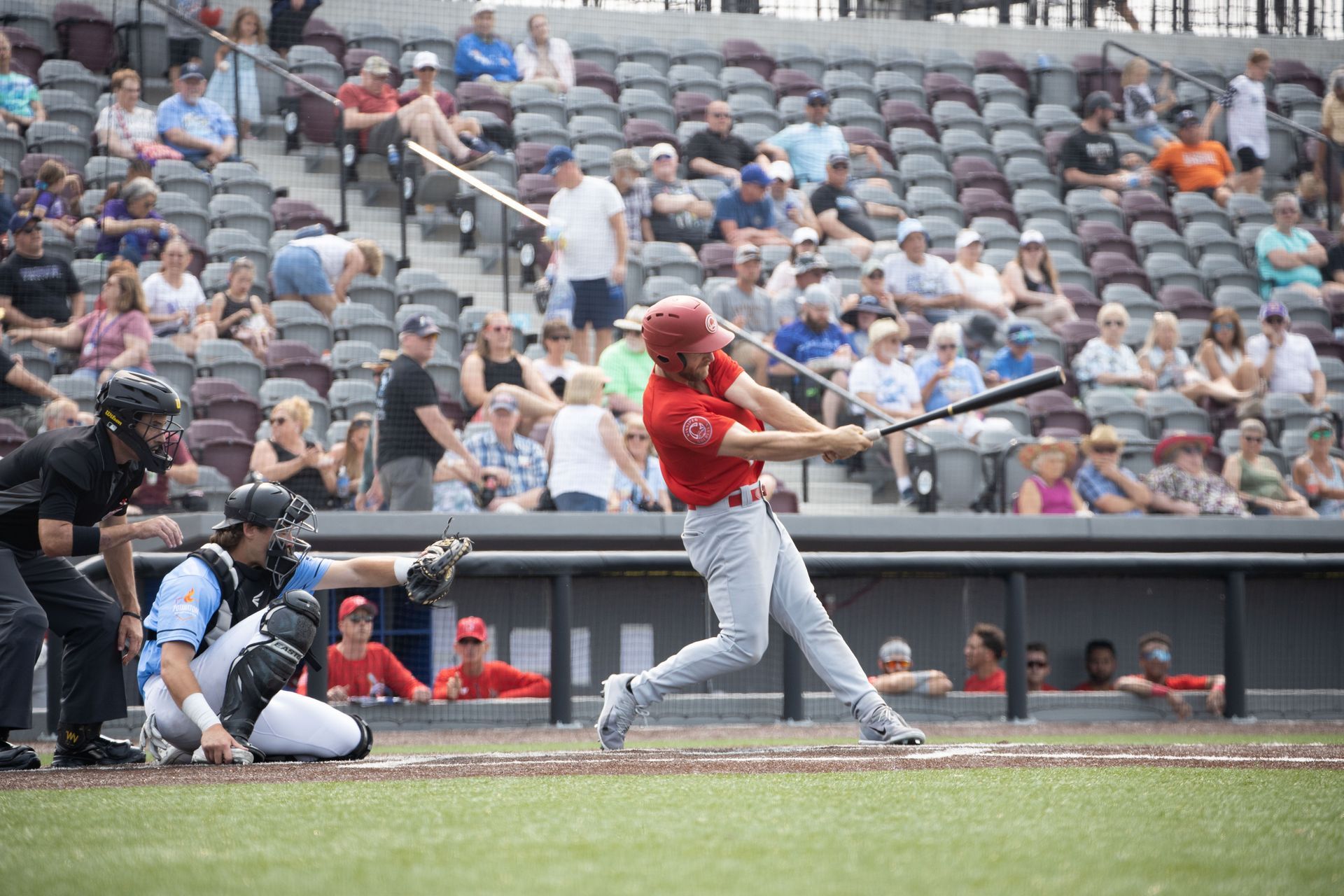 DockHounds Sweep Goldeyes in Oconomowoc