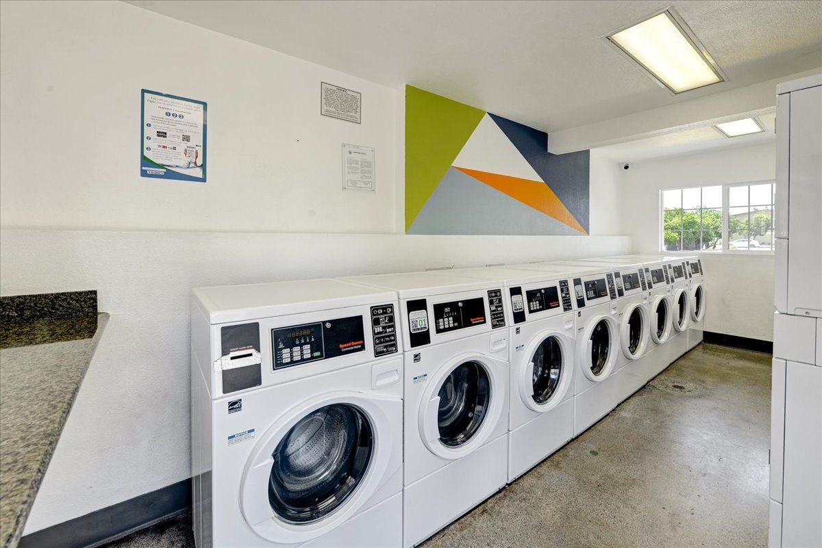 Villa Del Sur community laundry machines