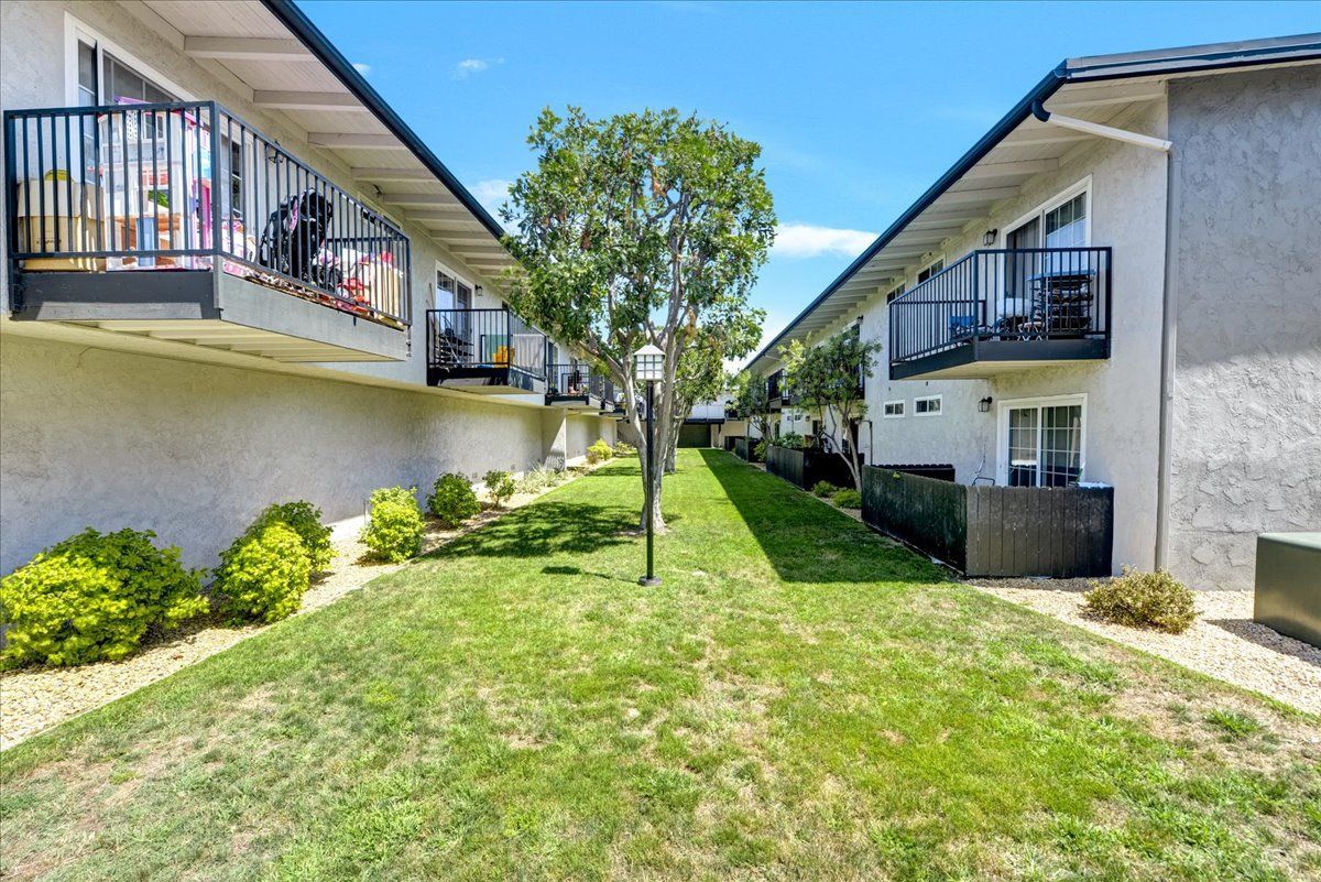 Villa Del Sur apartment building from courtyard