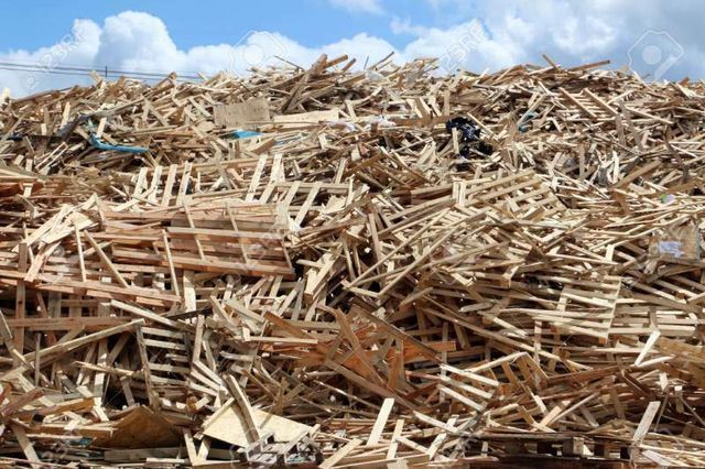 Smaltimento di rifiuti legnosi