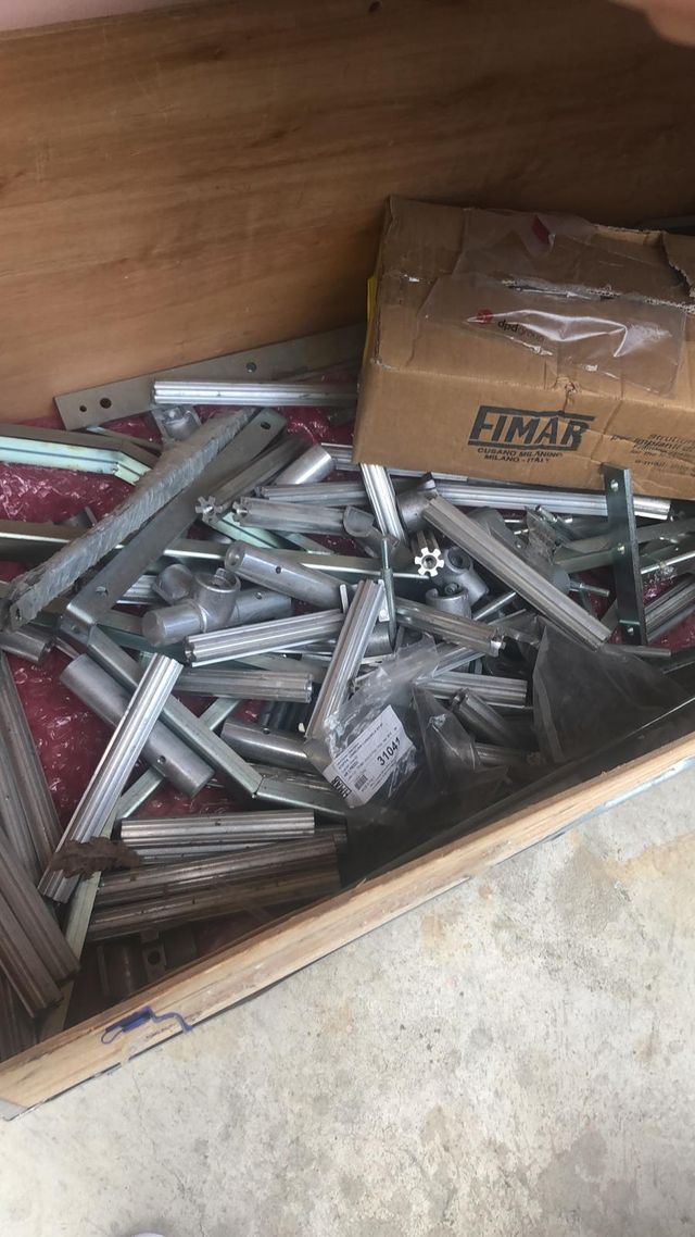 Rifiuti e scarti di metallo