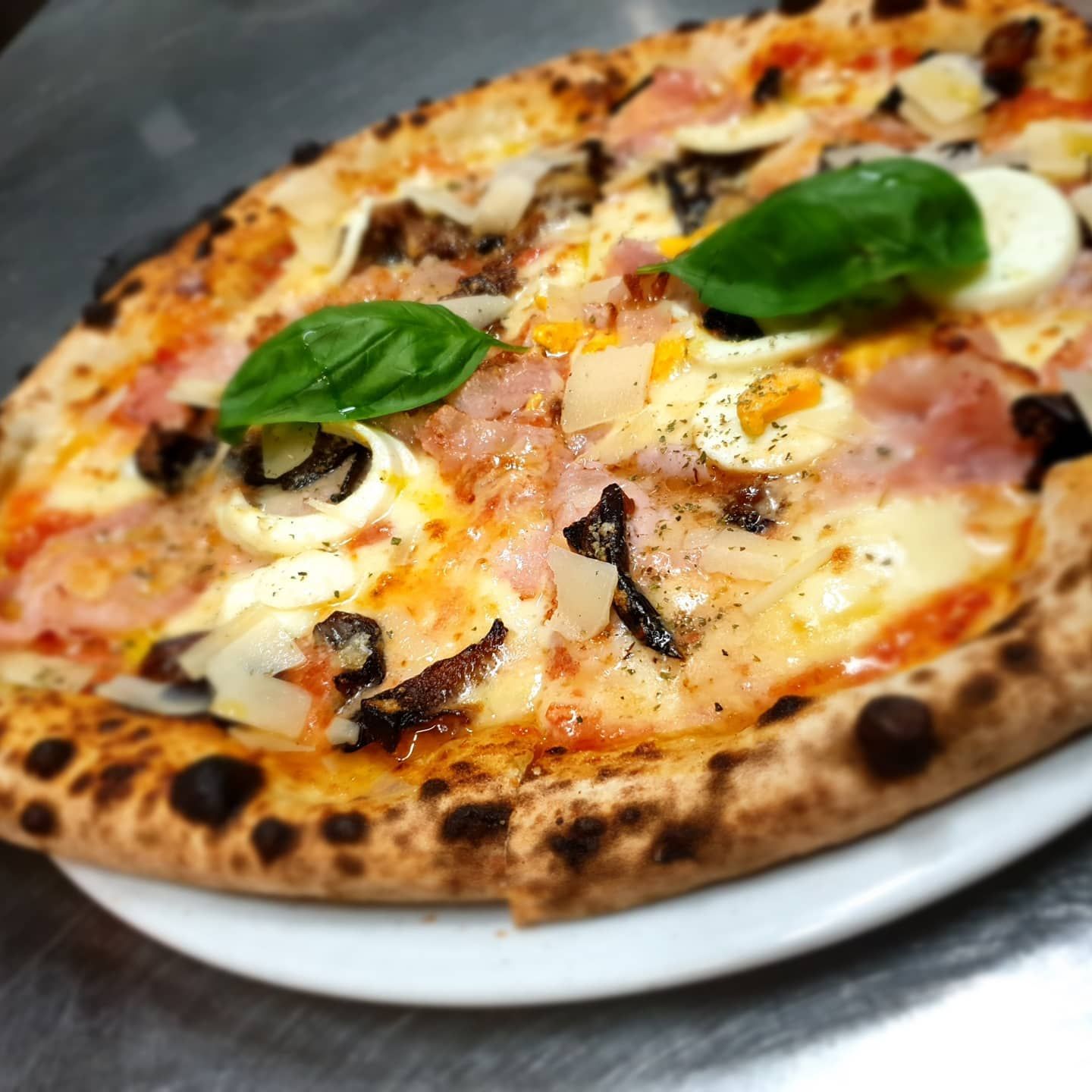 Al Cavaliere Pizzeria