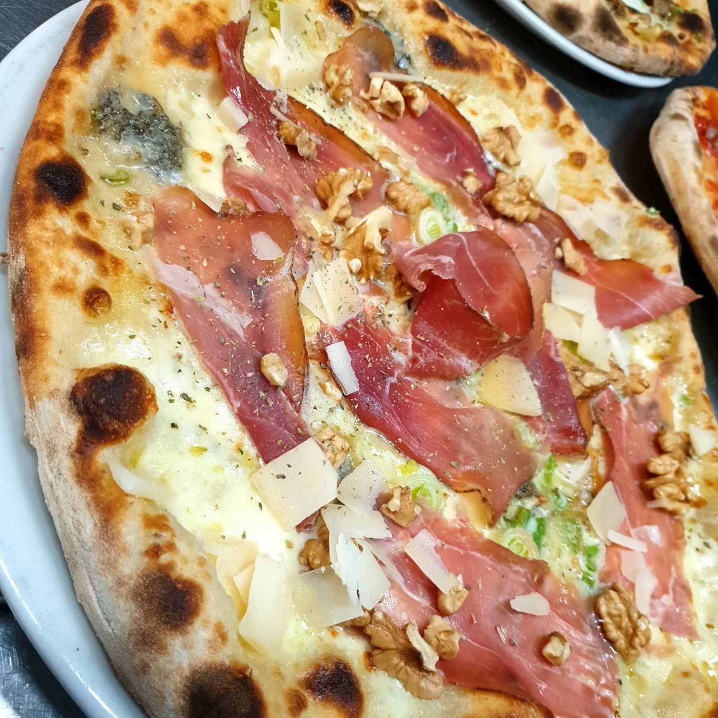 Al Cavaliere Pizzeria