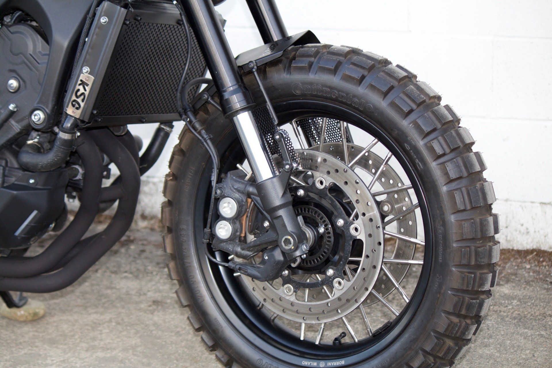 custom motorcycle builders picture