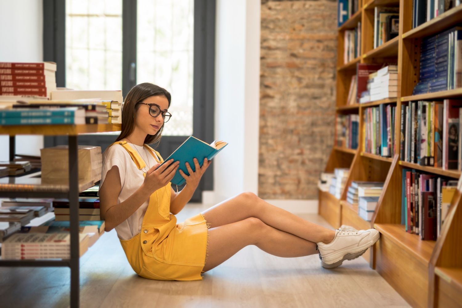 How to Create a Cozy Reading Nook in Your Home