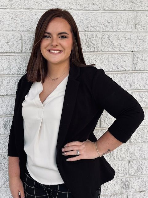 Silhouette of a man in profile, looking to the right.